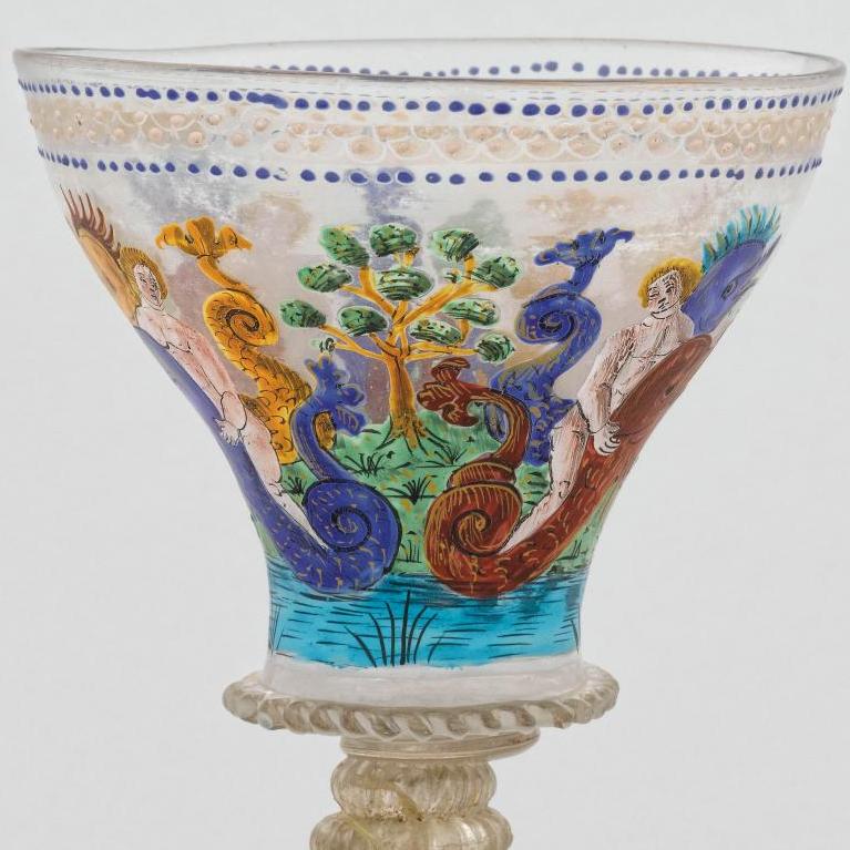 Le verre émaillé au musée de la Renaissance d’Écouen