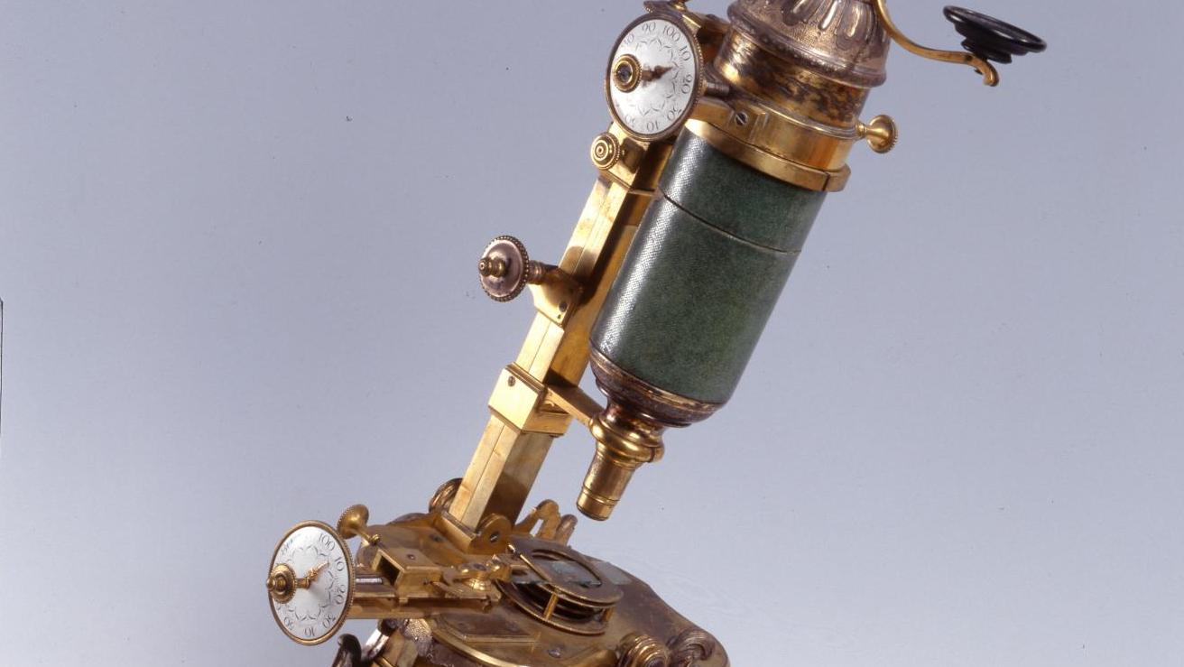 Microscope de Magny. © Musée lorrain de Nancy Enseigner la physique, tout un art !