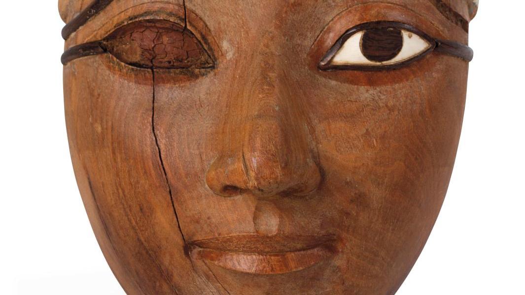 Égypte, Nouvel Empire, XVIIIe-XXe dynastie (1550-1069 av. J.-C.), masque de sarcophage... De l’Égypte à la Turquie
