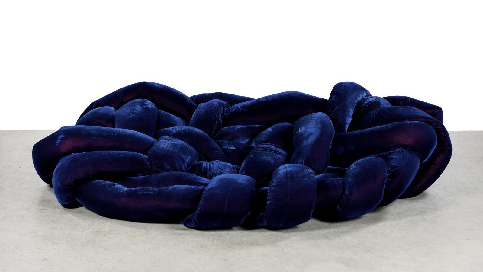   Campana Brothers: Curling Up On a Boa