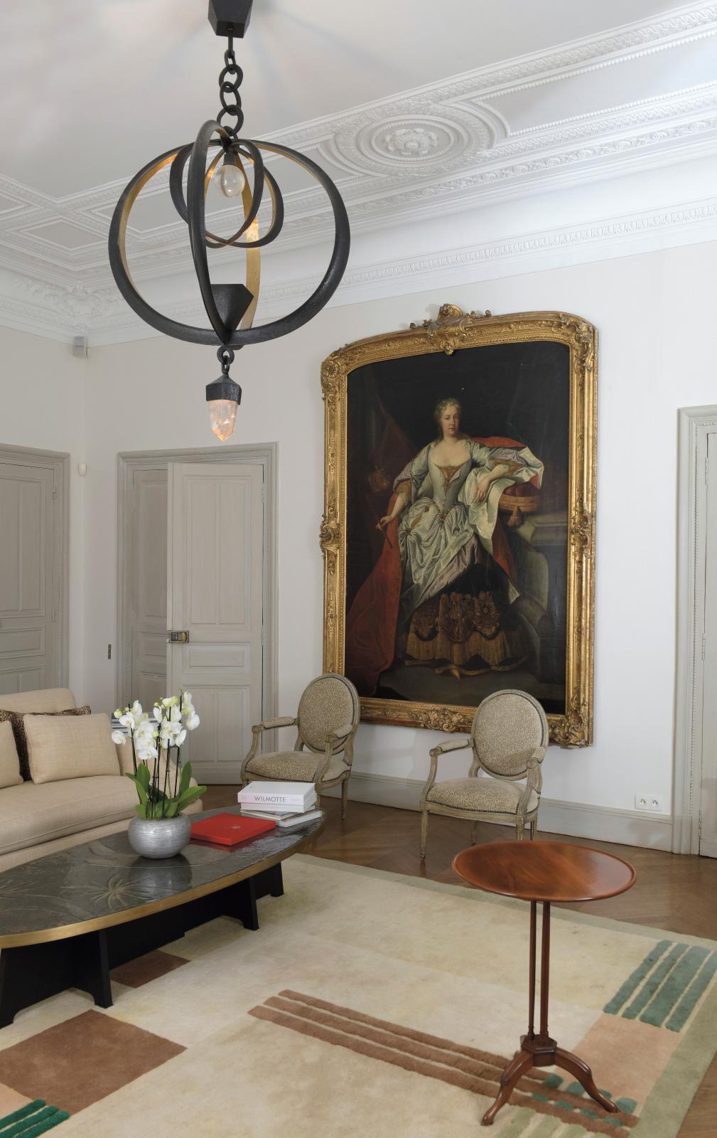 The Stéphane Bern Collection: A Parisian Interior