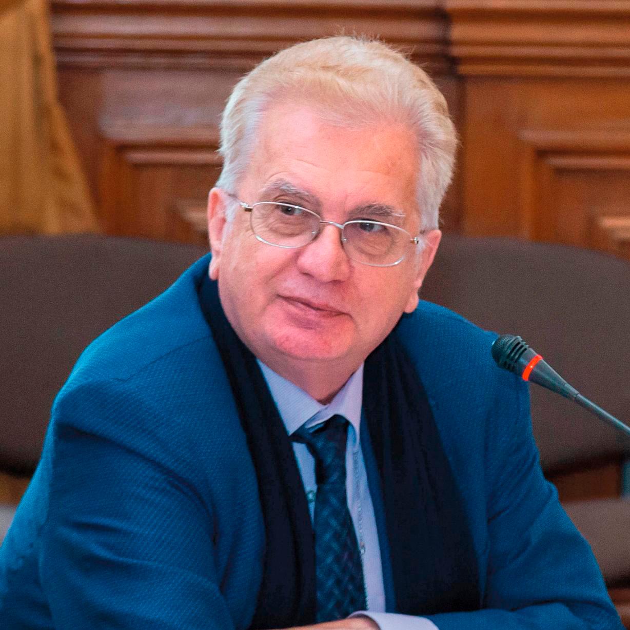 Mikhail Piotrovsky: Director of an Expanded Hermitage Museum 