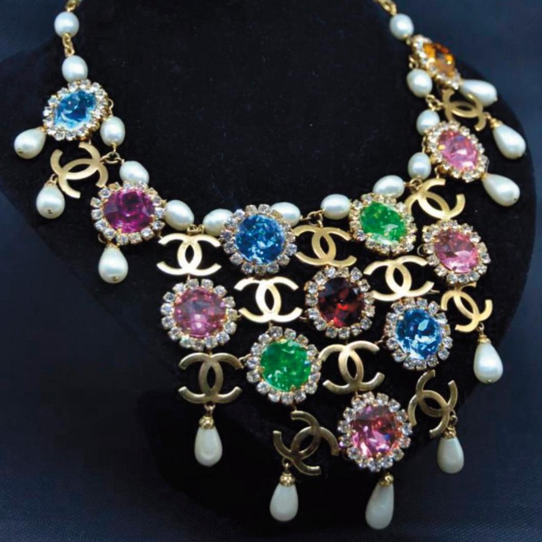 Des bijoux fantaisie signés Chanel - Après-vente