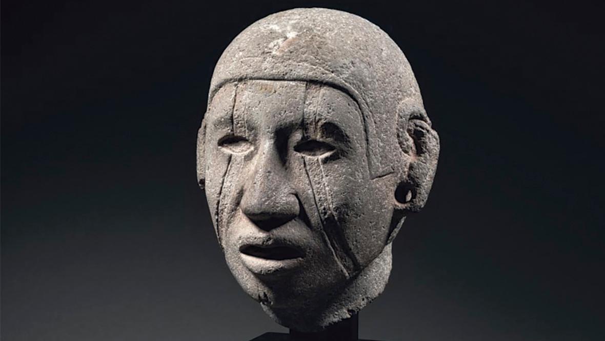 Culture aztèque, Mexique central, postclassique (1325-1521). Tête d’homme en basalte... Les visages de pierre des Aztèques