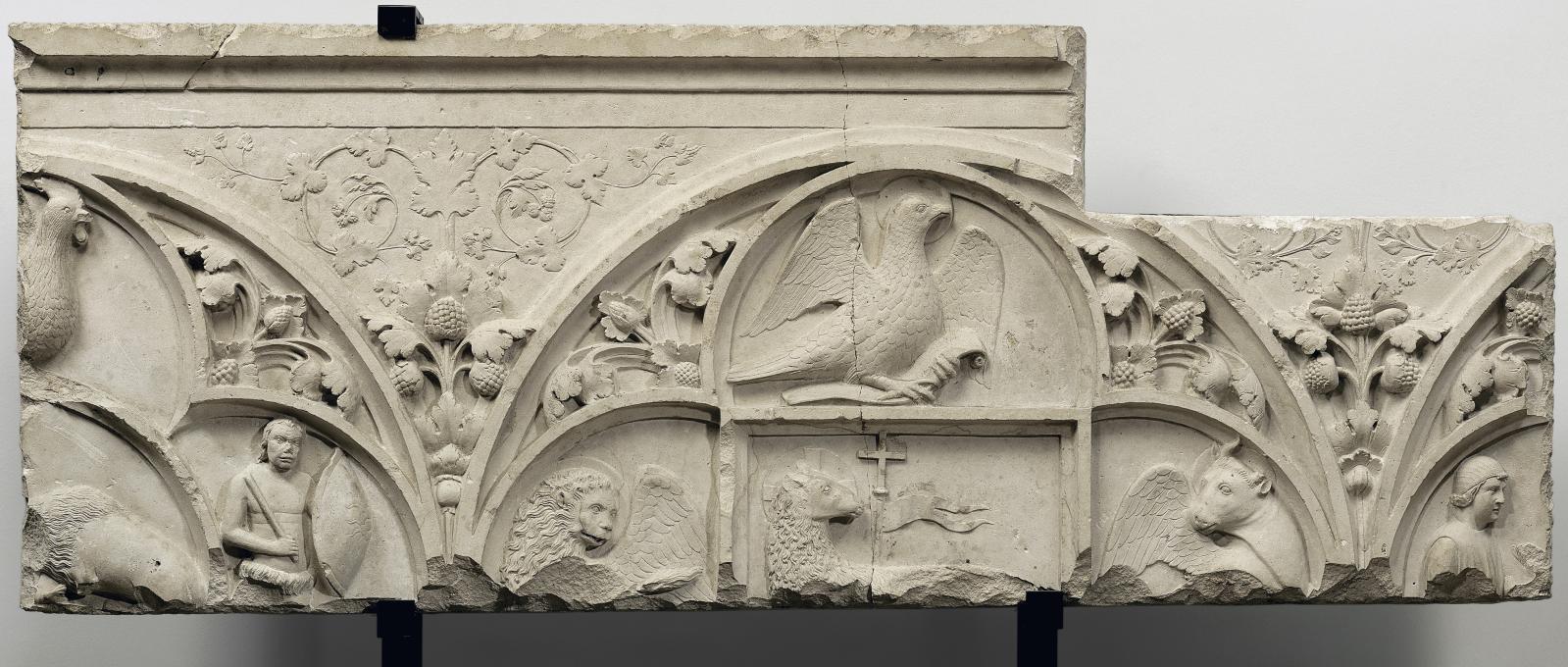 Le fragment du jubé de Chartres, dit «à l’aigle», redécouvert par Philippe Carlier, dont la Justice vient d’ordonner la remise à l’État (milieu XIIIe 
