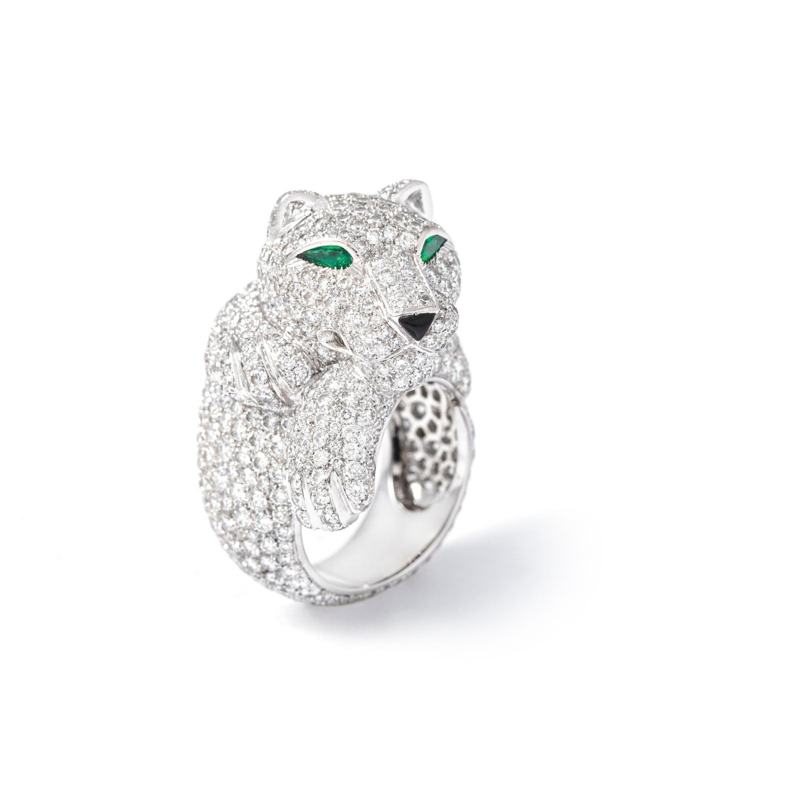 Regenachtig het formulier lekkage Cartier's Gold and Diamond Panther Ring | Gazette Drouot