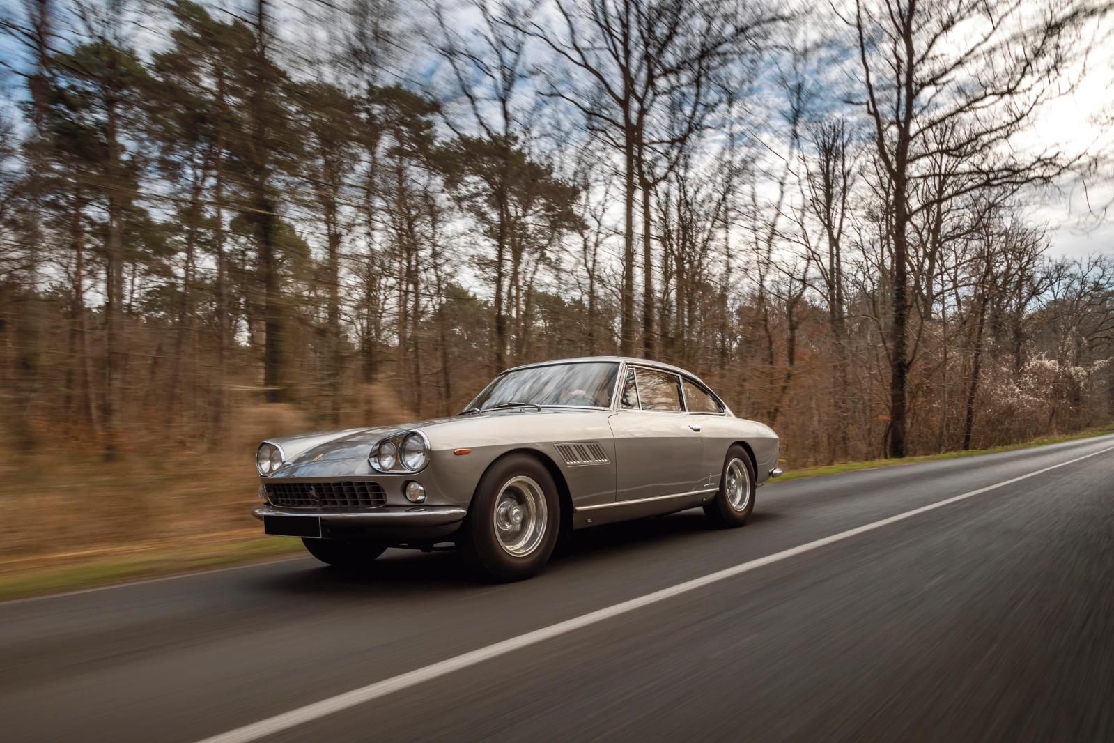 Passion automobile de Ferrari à Rolls Royce