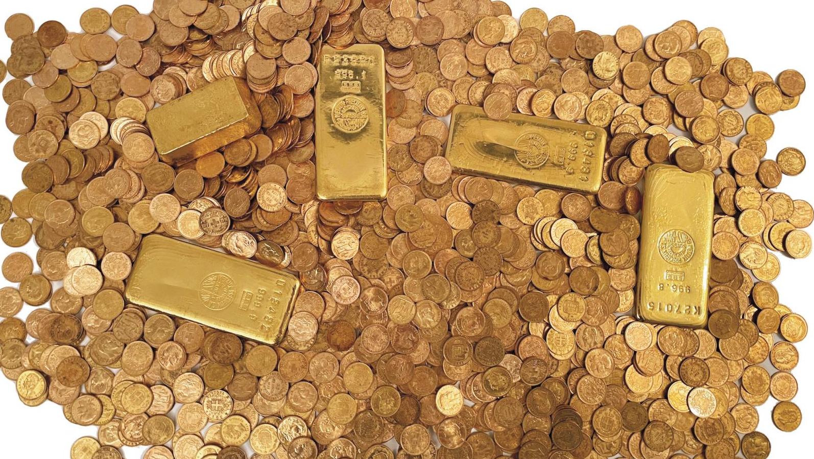 Trésor de Morez composé de cinq lingots et 1 559 pièces d’or, vendu en 153 lots.... Trésor de Morez, une manne tombée du ciel