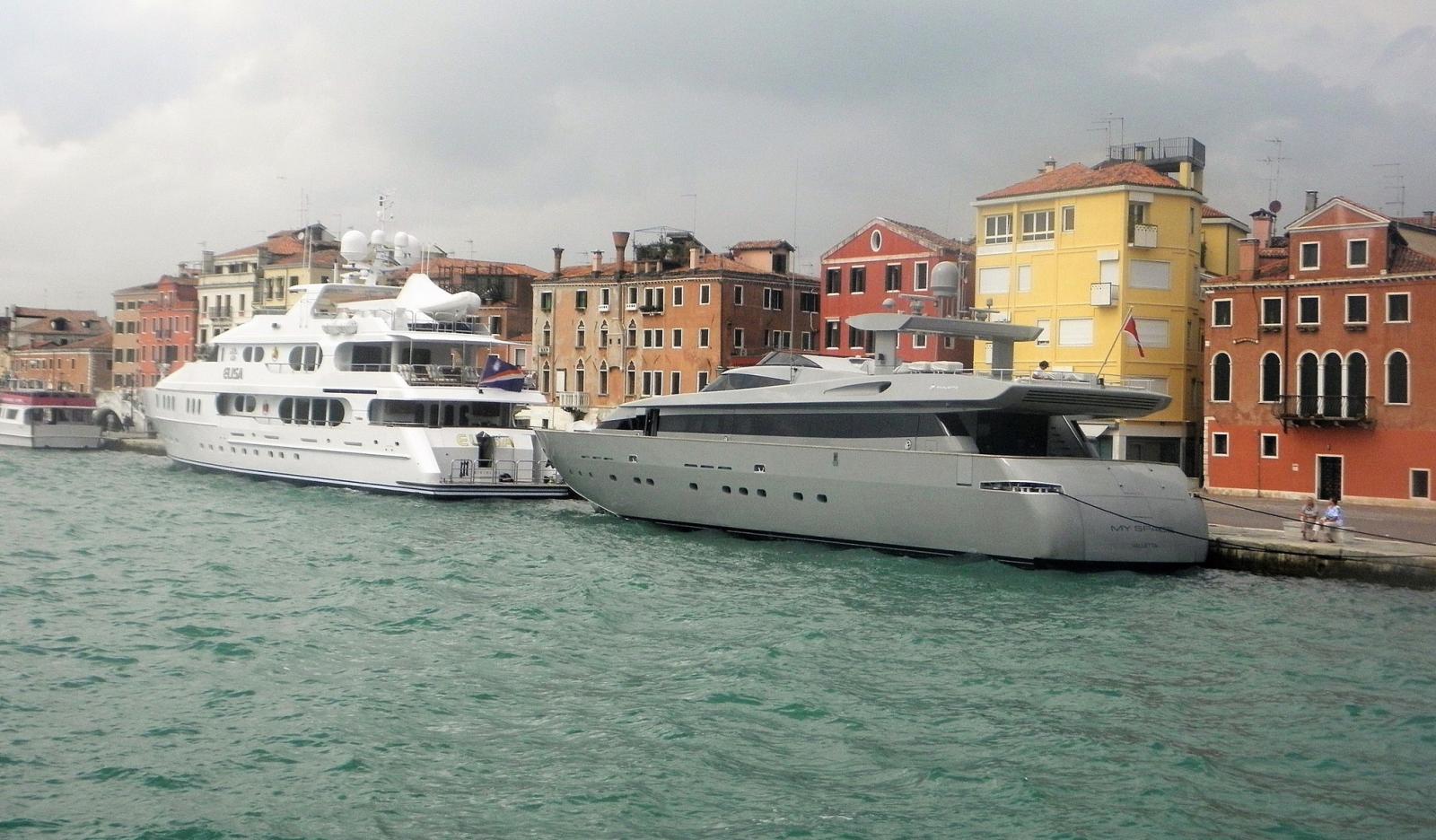 Biennale de Venise : mais où est passé le yacht d’Abramovitch ?