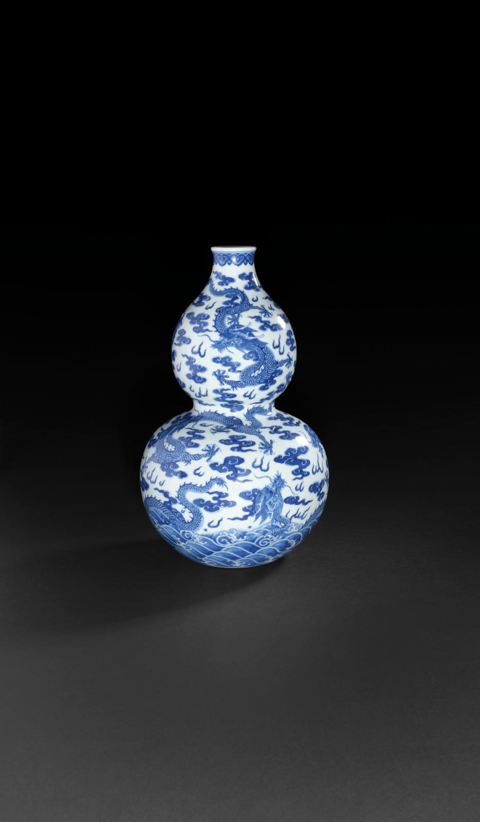 Chinese Jiaqing Imperial Vase: In Search of the Sacred Pearl