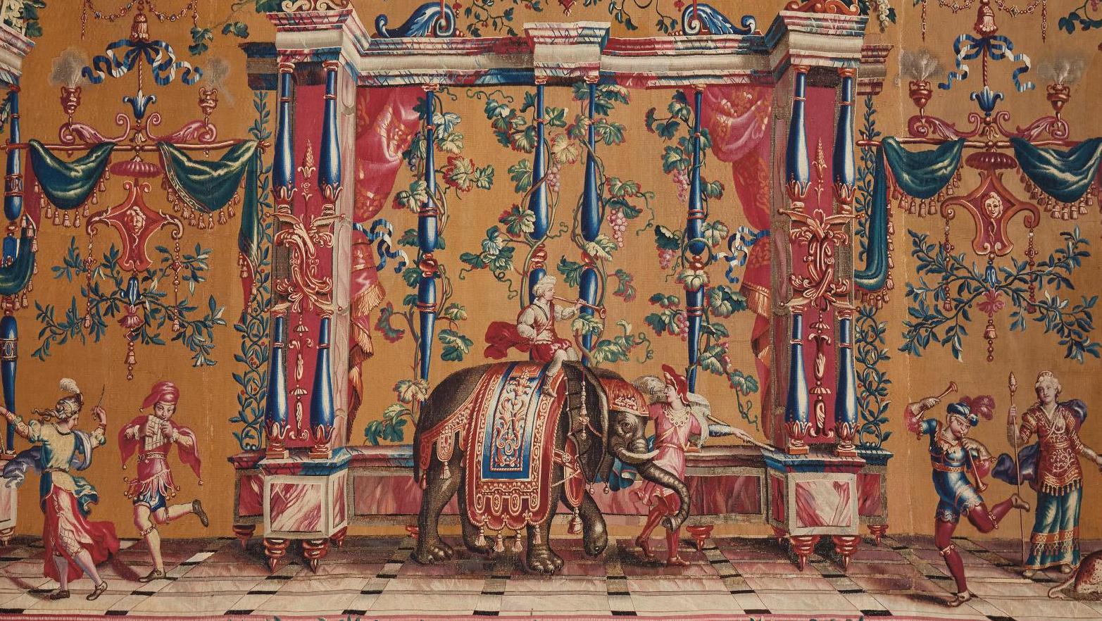 Manufacture de Beauvais, L’Éléphant, tapisserie de la tenture des «Grotesques sur... Tapisserie de Beauvais, Murano...