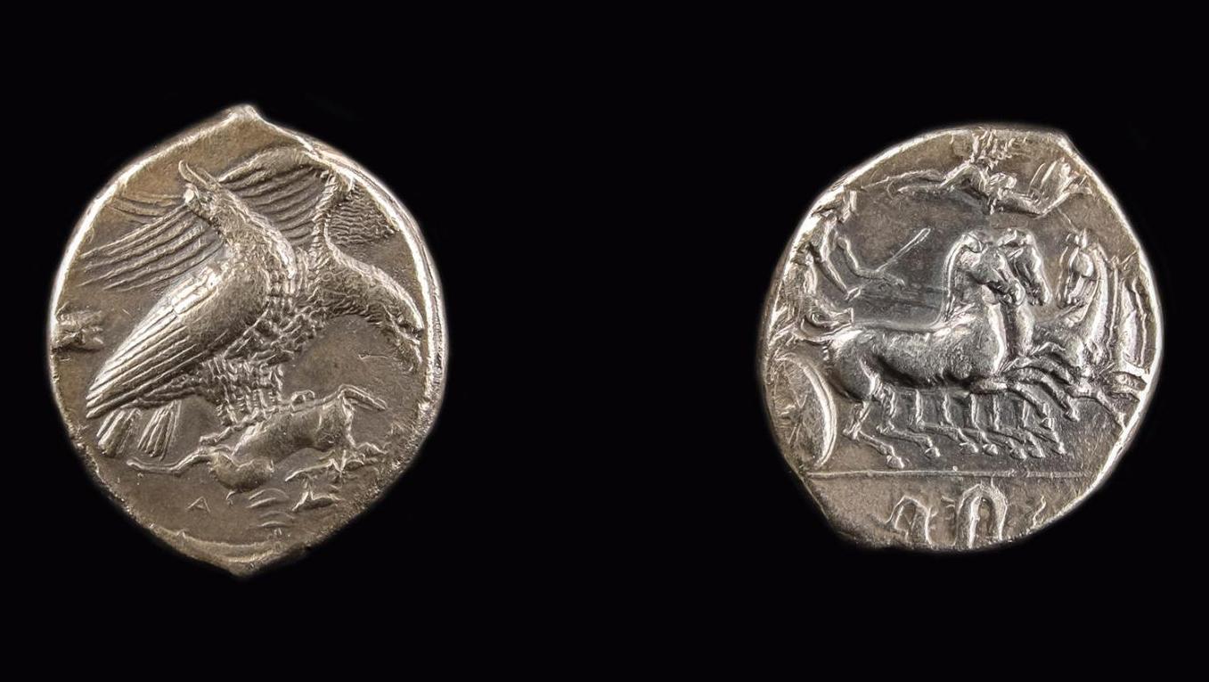 Agrigente - Sicile (Akragas), vers 420 av. J.-C. Tétradrachme en argent, 17 g. Adjugé... D’Agrigente à Rodin, en passant par Chiparus…